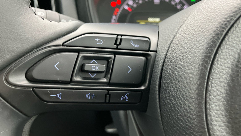 Toyota Aygo X 1.0 VVT-i Edge 5dr Petrol Hatchback